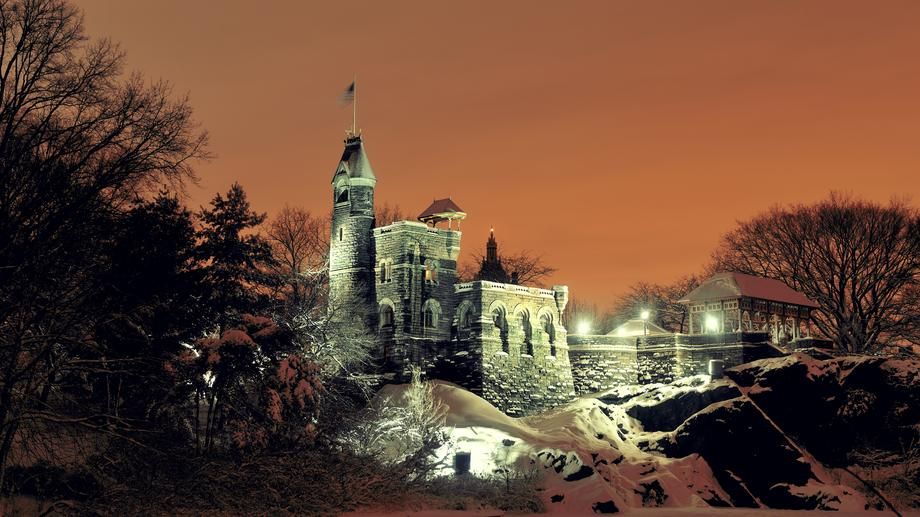 Victorian buildings in Jim Thorpe Pennsylvania during winter