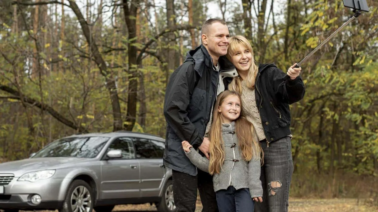 Family trips around New York. Which car to choose — a sedan or a minivan?