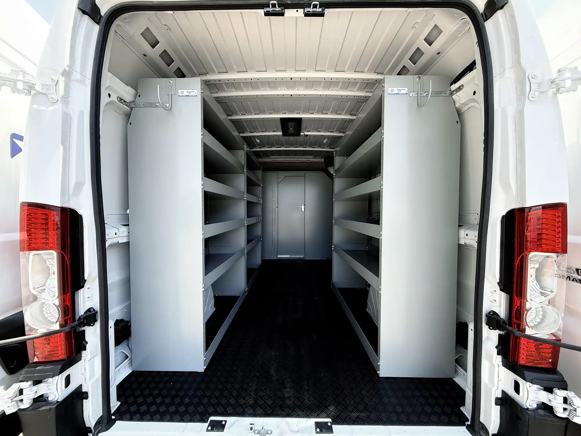 https://files.drivo.com/drivo-uploads/production/images/vehicles/FKLL_2_MpK955H.webp